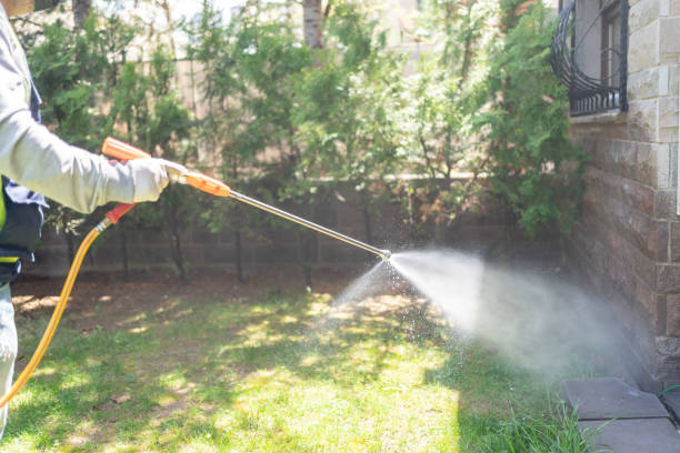 Best Commercial Pest Control Services  in Pleasantdale, NJ
